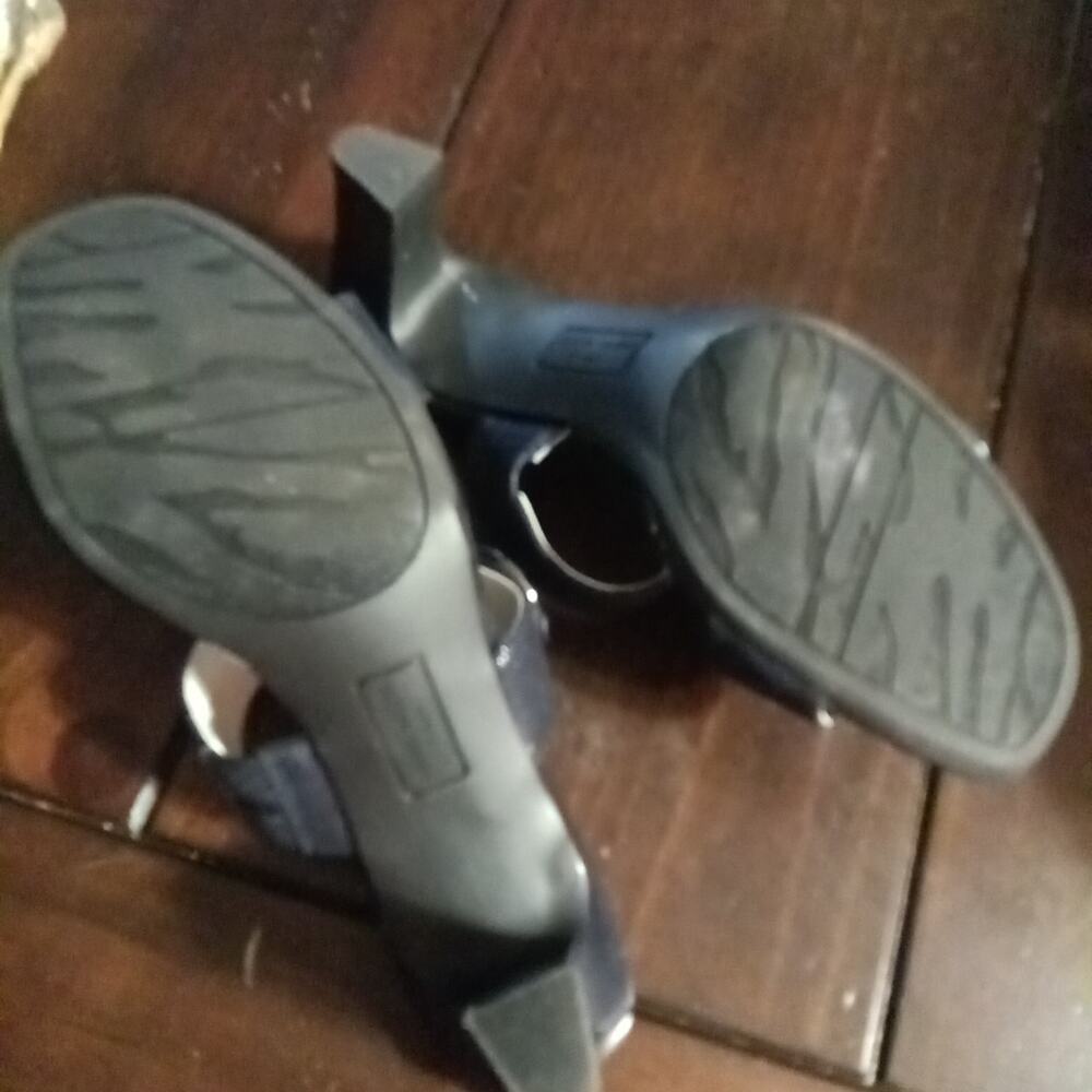 Anne Klein Mia Block Heel Sandals In Navy Sz. 9 M - Picture 7 of 7